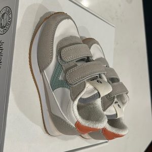 Victoria Astro Celeste sneakers size 26